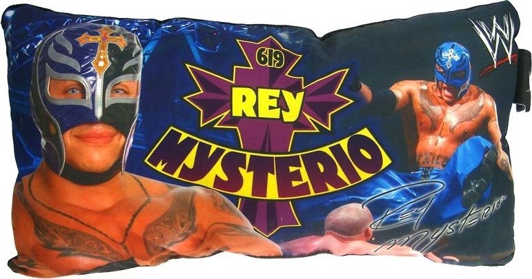 COUSSIN WWE REY MYSTERIO